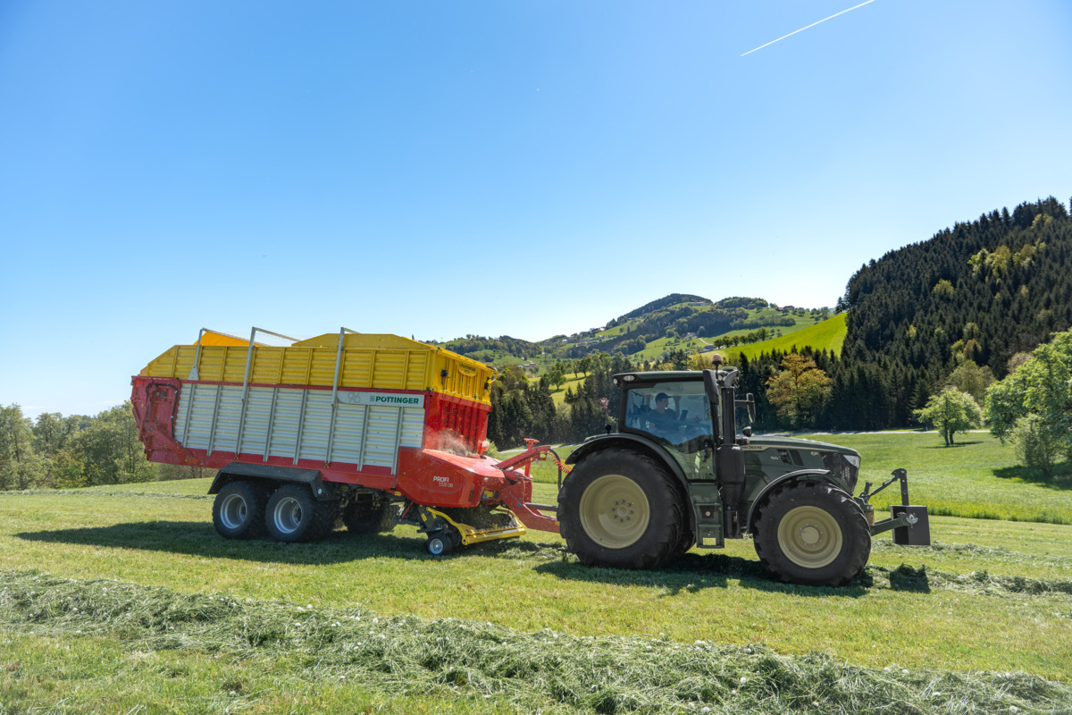 PROFI_5320_DB_JohnDeere_Einsatz_49_sat.jpg